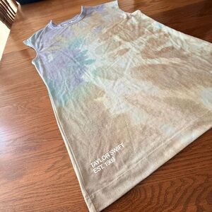 TAYLOR SWIFT Womens The 1989 T-Shirt Size XL Beach Cover Up Tank Tie Dye Summer